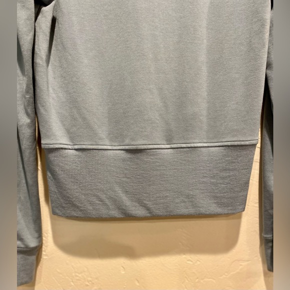 ATHLETA *NWOT* Eastbound Sweatshirt - Picture 8 of 8